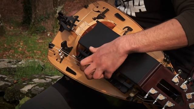 Carmen Gallego E César Loureiro. Hälleforsnäsar