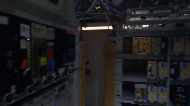 Airbus A350 Avionics Compartment walkaround смотреть онлайн