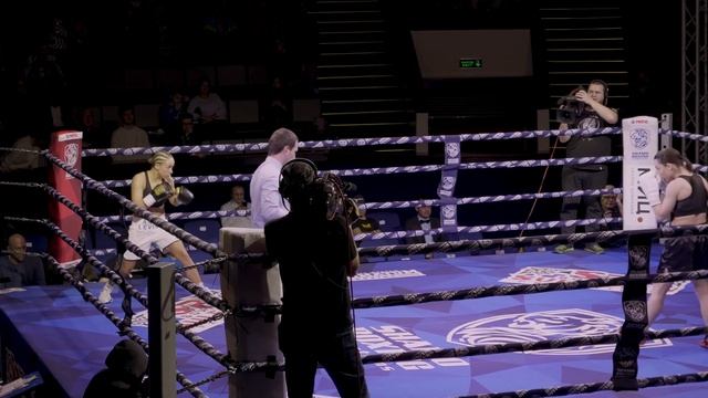 Анна Левина дебютный бой / Pro Debut