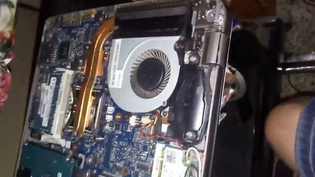 Reparar Check Cable Connection,intel Exiting Pxe-rom (build 083) #Acer #No Bootable Device --