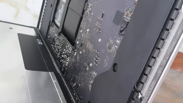 Tháo iMac 2017 | Nâng cấp SSD và RAM máy iMac 2017 Apple смотреть онлайн