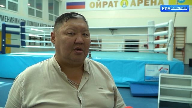 Впервые за 14 лет калмыцкий спортсмен выиграл первенство России по боксу среди юношей смотреть онлайн