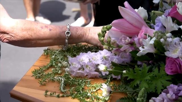 DESCUBREN A La Mujer Más Anciana Del MUNDO, Revelando Un Importante Secreto Antes De MORIR смотреть онлайн