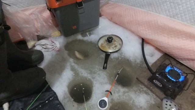 Оз. Уелги. Рыбалка в ночь с 11 на 12 марта!!! Зимняя рыбалка на карася в ночь! смотреть онлайн