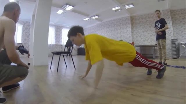 Мастер-класс от bboy Сега | Летний танцевальный лагерь Good Foot 2016 смотреть онлайн