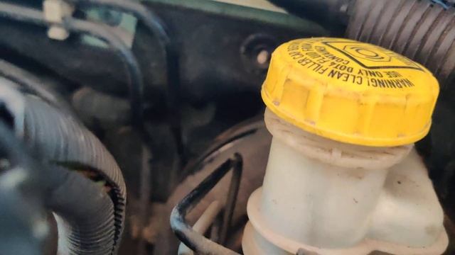 Как провести силовой провод от двигателя в салон на FIAT 500. Лёгкий способ смотреть онлайн