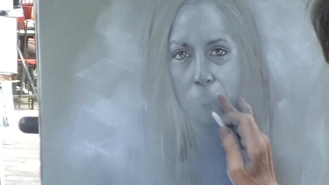 Cheri's Portrait, Place du Tertre, Paris смотреть онлайн