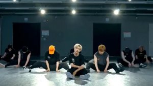 [Stray Kids - God's Menu] dance practice mirrored