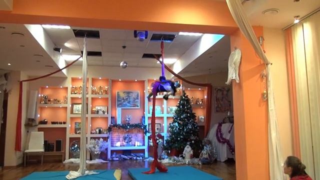 Показательные выступления на полотнах в Air Dance 27.12.2021 / AERIAL GYMNASTICS ON AIR CANVASES смотреть онлайн