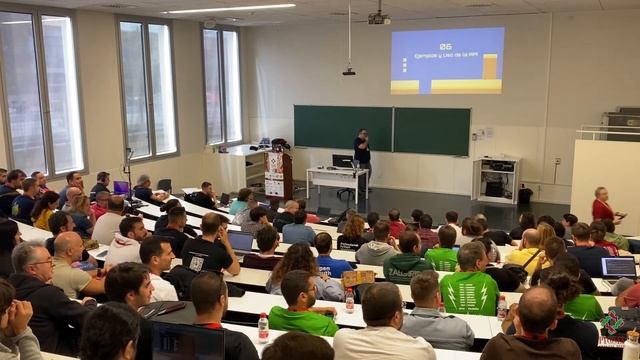 Victor Suarez - Pyxel: Los 8 bits Retro Pythoneros смотреть онлайн