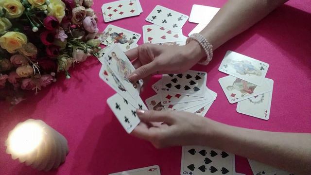 Думает ли о Вас Крестовый Король #таро #онлайнрасклад #раскладнаотношения