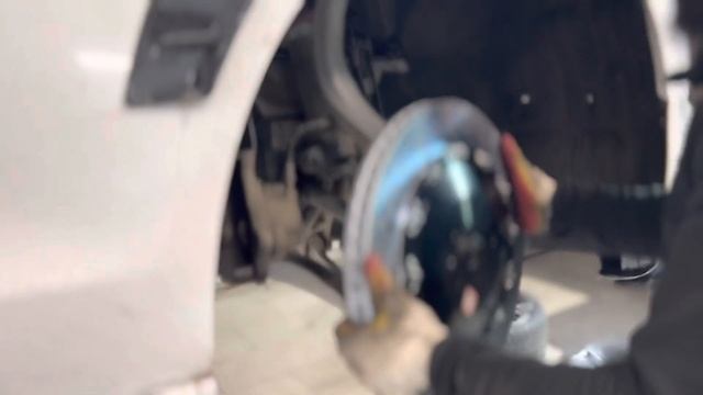 AUDI A5 B8/ установка Brembo суппортов и дисков/ установка Армированных шланг/ электро ручник смотреть онлайн
