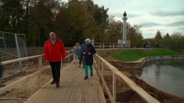 Репортаж о реконструкции парка усадьбы "Кусково". Небольшое видео и мнения посетителей. смотреть онлайн