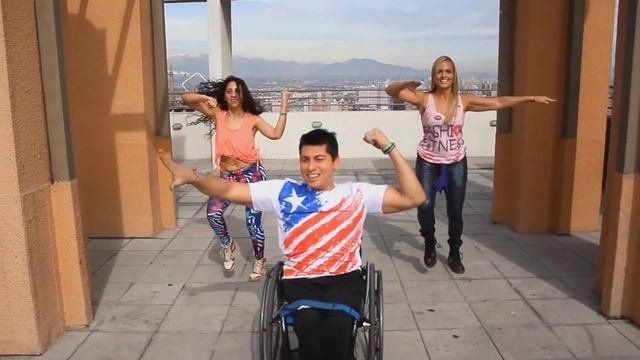 Grillo Aranguiz zumba Chile, una mordidita Ricky Martin смотреть онлайн