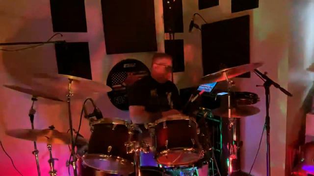There is a Light that Never Goes Out- The Smiths (drum cover) смотреть онлайн
