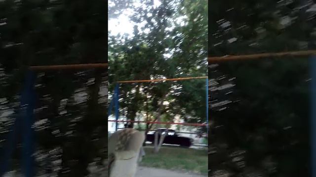 На нас лезит пьяный мужик👌👌😹 смотреть онлайн