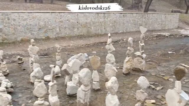 А так можно было !? Баланс камней. Кисловодский парк. смотреть онлайн