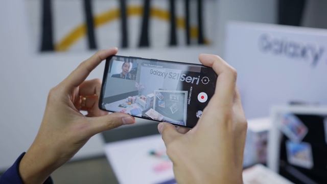 [spin9] พรีวิว จับเครื่องจริง Samsung Galaxy S21 — ดีไซน์ใหม่ กล้องใหม่ ใช้ปากกา S Pen ได้แล้ว! смотреть онлайн