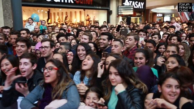 Forum Ankara Hadise Mini Konser&İmza Günü смотреть онлайн