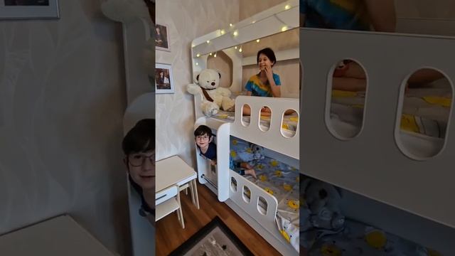 Видео-отзыв о двухъярусной кроватке «СКАЗКА» от компании СПЛЮШКИН смотреть онлайн