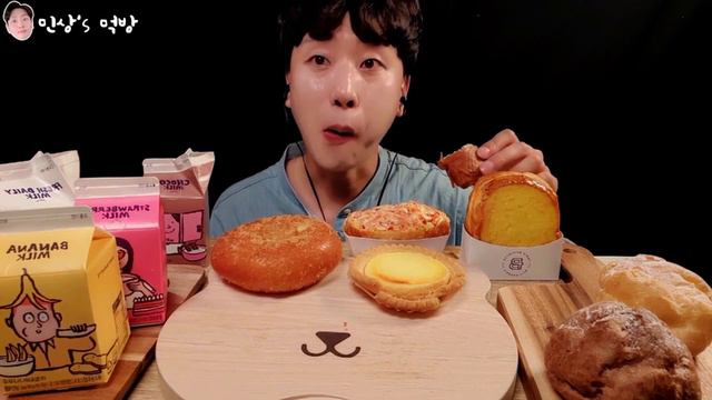 SUB)ASMR 빠리바게트 빵모음 리얼사운드 먹방 Paris Baguette Bread realsound eatingshow смотреть онлайн