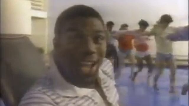 1983 commercial - Converse All Stars - They're Everywhere смотреть онлайн