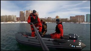 Лодка Таймень NX 3800 НДНД Pro с мотором Apache 9,8 л.с. и загрузкой 3 человека (260 кг).