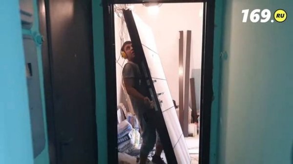 Монтаж входной двери в квартире от 169.ru