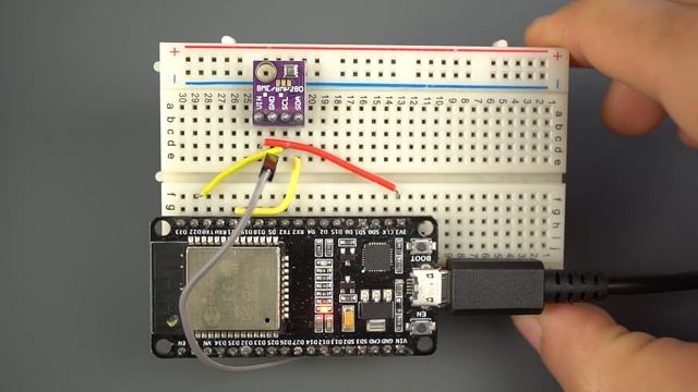 ESP32 Client-Server Wi-Fi Communication Between Two Boards (ESP8266 Compatible) смотреть онлайн