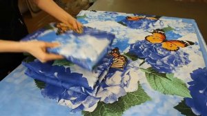 Упаковка постельного белья.