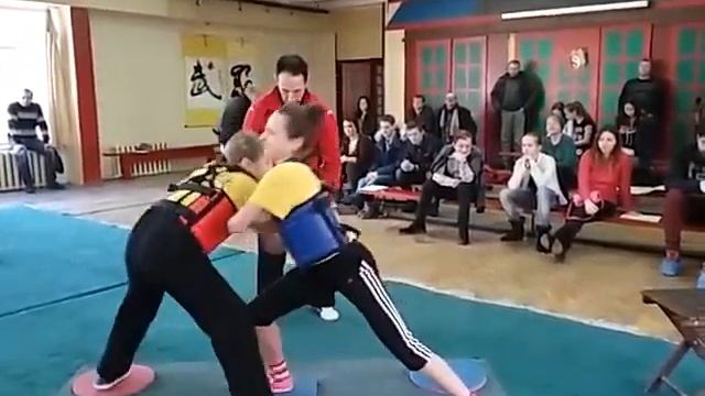 Єрмолаєва Дар’я – Чижикова Ліза р1. Открытая площадка ФКУ Туйшоу дети 27.02.2016 смотреть онлайн