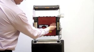 Инструкция по выкатыванию и вкатыванию воздушного автоматического выключателя Hyundai