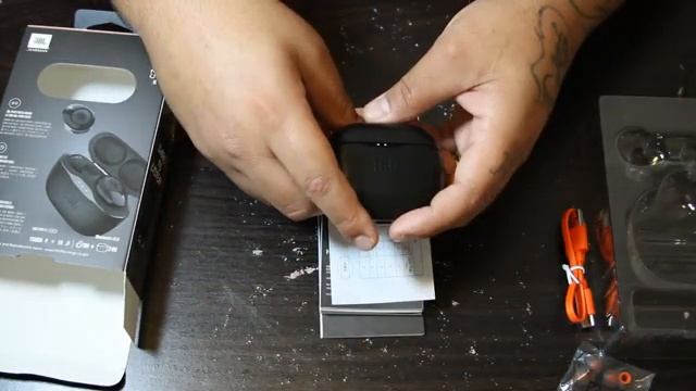 Unboxing&Reviewing: JBL Tune125 TWS смотреть онлайн