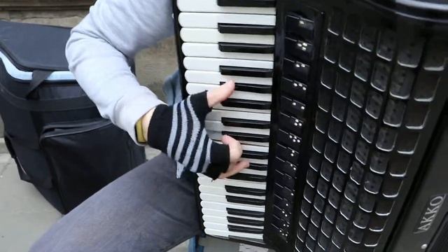 Уличные музыканты Львова. смотреть онлайн