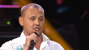 Степан Меньщиков исполняет песню Андрея Ковалева  "Белая сирень"