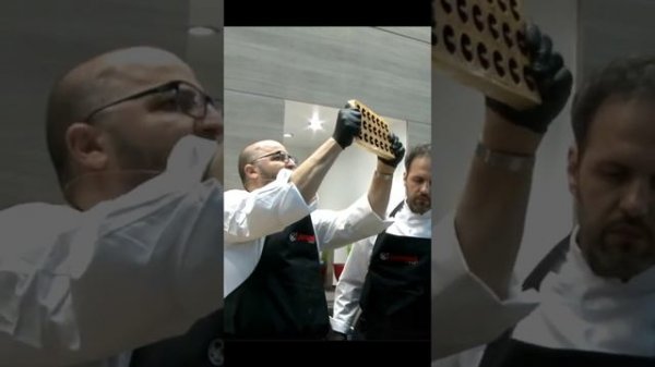 BONBONS TECHNIQUE BY ANTONIO BACHOUR