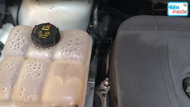 Bên Trong Khoang Máy ô Tô Ford Focus Titanium 2018 Ecoboost 1.5L Sedan