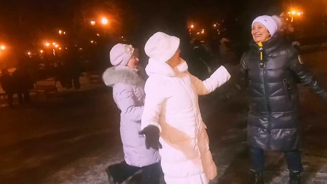 Лучшая подруга!!!💃🌹Танцы в парке Горького!!!💃🌹Харьков 2022 смотреть онлайн