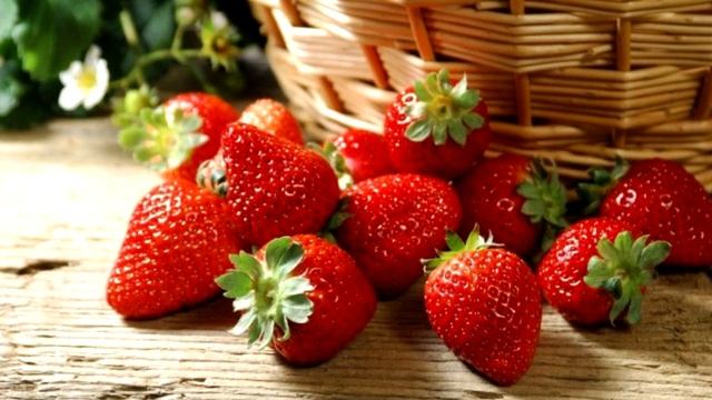 8 Удивительных свойств клубники! смотреть онлайн