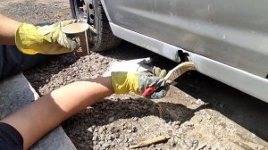 АВТОХЛАМА НЕТ ! скажем,друзья!КАК ЗАДЕЛАТЬ СКВОЗНУЮ ДЫРУ БЕЗ СВАРКИ НА АВТОМОБИЛЕ?!?!!!стеклоткань