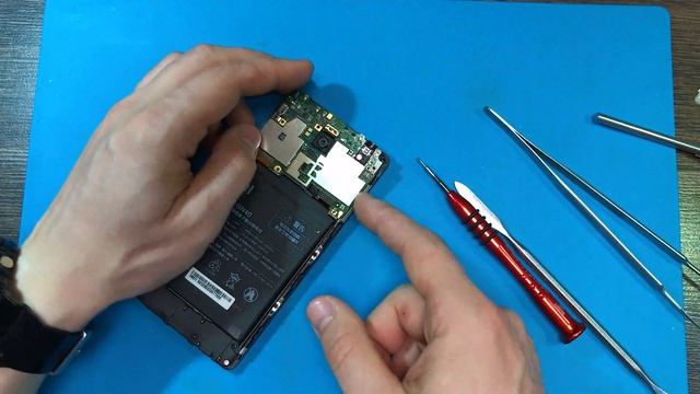 XIAOMI REDMI 4 ИНСТРУКЦИЯ ПО РАЗБОРУ ТЕЛЕФОНА/РАЗБОРКА REDMI 4 смотреть онлайн