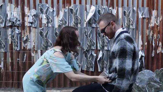 Один день из жизни стилиста смотреть онлайн