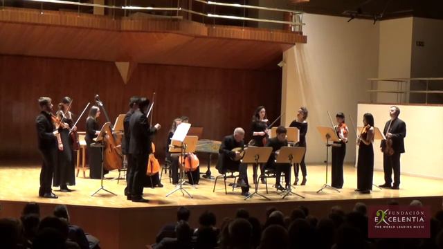 Antonio Vivaldi Concierto para dos mandolinas, RV 532. (I - Allegro) смотреть онлайн