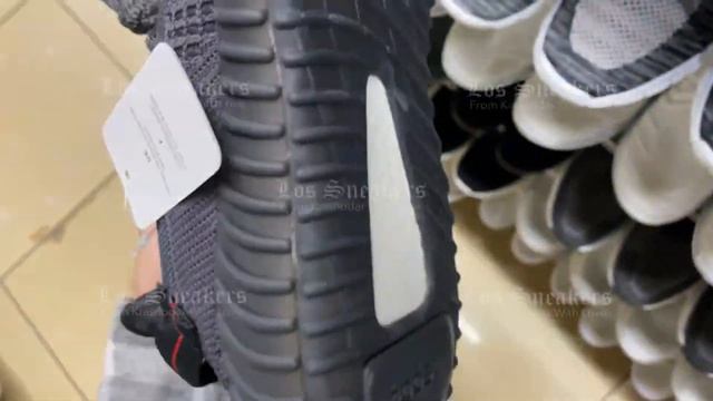 Качество Yeezy в Los Sneakers смотреть онлайн