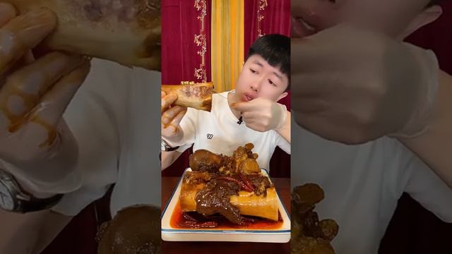 Лайфхак как правильно кушать костный мозг #еда #вкусно #мозг смотреть онлайн