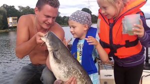 Ловля сома на квок с детьми