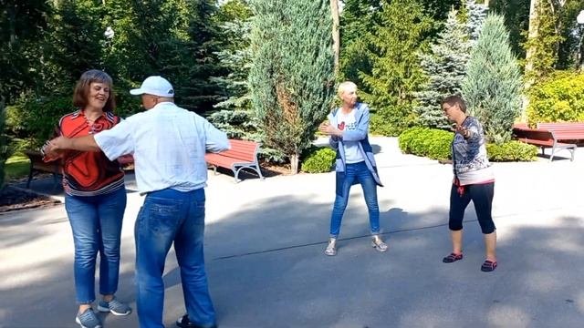 Харьков,танцы на Ретро,"Любий, кохай мене!"? смотреть онлайн