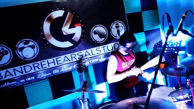 Stacy's Mom Drum Cover Mackey Villegas #MackeyVillegas #FountainOfWayne смотреть онлайн