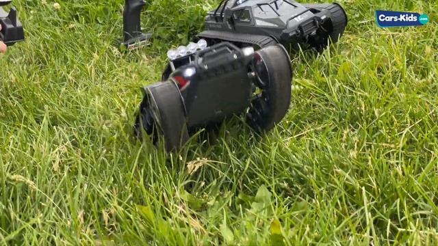 Радиоуправляемый гусеничный вездеход G2063 и G2061 смотреть онлайн