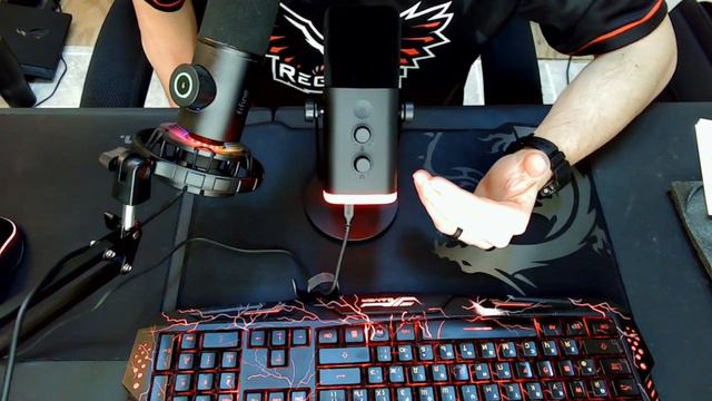 Reviewing The Fifine AM8 Microphone